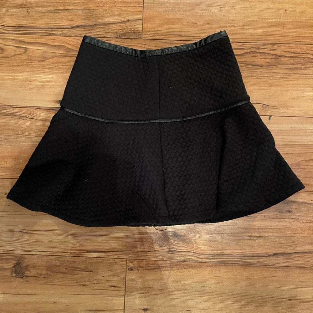 Black Skirt (faux fabric and semi leather) / woman small